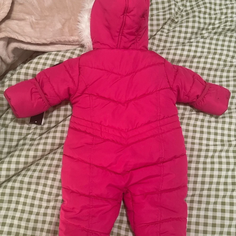 Steve Madden Hot Pink Baby Puffer Ski Snowsuit Size 3-6M NWT